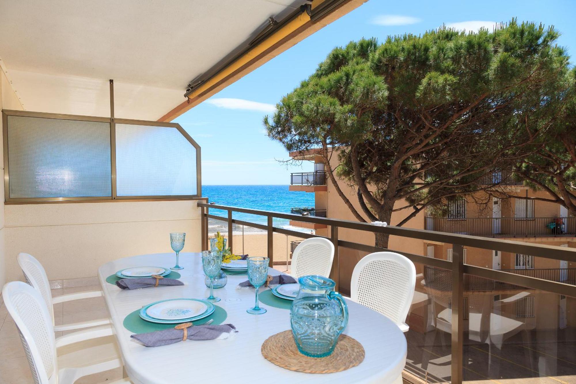Uhc Txingudi Apartments Cambrils Eksteriør bilde