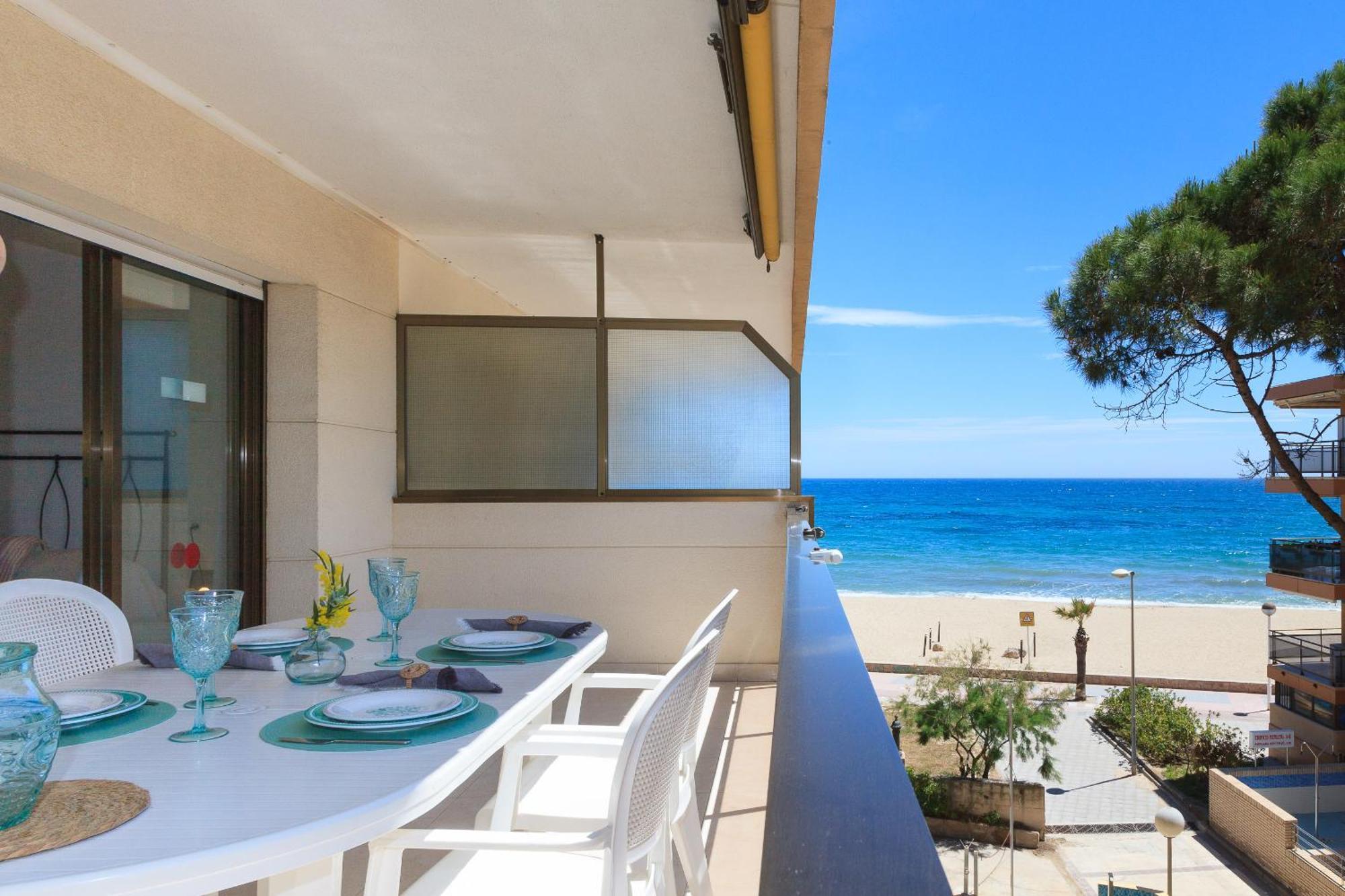 Uhc Txingudi Apartments Cambrils Eksteriør bilde